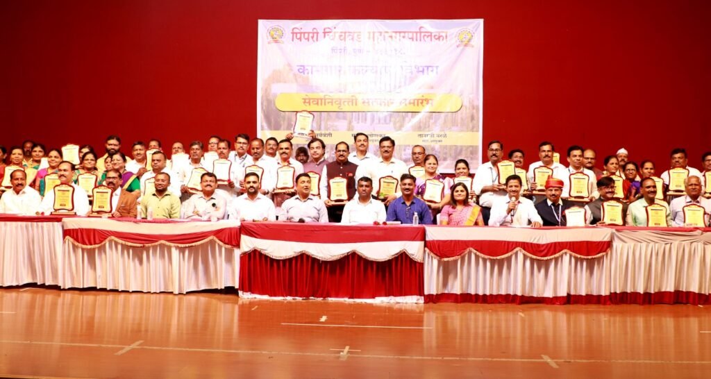 महापालिकेच्या सेवेतून ८८ अधिकारी-कर्मचारी सेवानिवृत्त