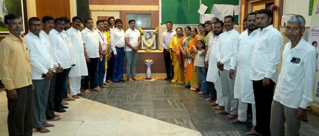 पुण्यश्लोक अहिल्यादेवी होळकर जयंतीनिमित्त महापालिकेच्या वतीने अभिवादन