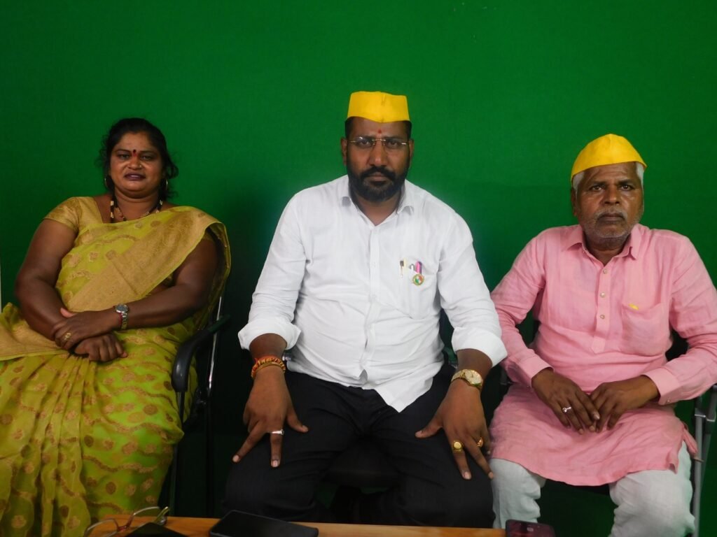मातंग समाजाच्या न्याय हक्कांसाठी ‘संगमवाडी ते मुंबई’ पदयात्रा; शिवशाही व्यापारी संघाचा पाठिंबा
