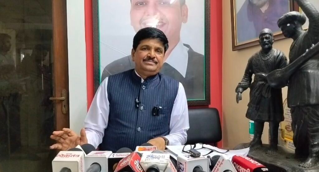 मानधनावरील नर्सेसना न्याय देण्याची महापौर रवि लांडगे व स्थायी समिती सभापती अभिषेक बारणे यांची ग्वाही – कामगारनेते यशवंत भोसले