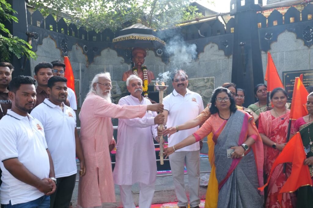 चापेकर बंधूंच्या बलिदानाचे स्मरण करून मानवतावादी भारत घडविण्याचा संकल्प करूया! – पांडुरंग बलकवडे