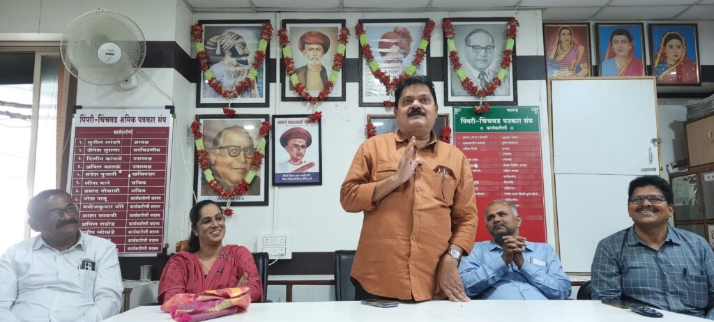 मराठी पत्रकार संघाच्या कुटुंबीयांसाठी आरोग्य कवच उपलब्ध करून देणार : भाऊसाहेब भोईर